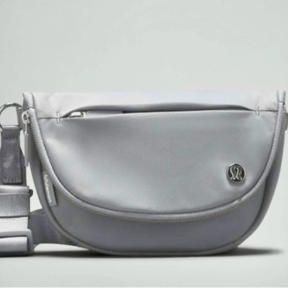 Lululemon All Night Festival Bag *Micro - Picture 4 of 9